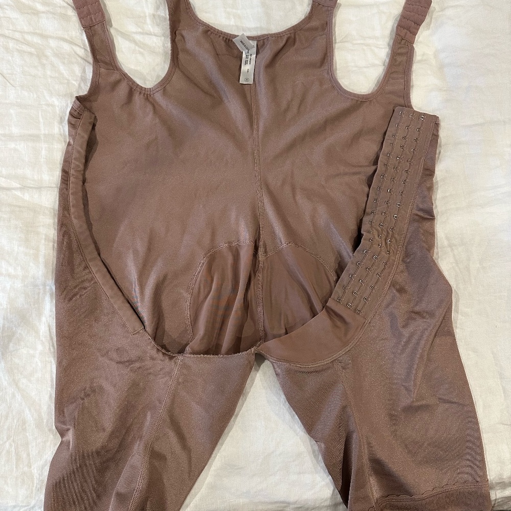 Post Tummy Tuck/Liposuction Compression Shapewear Bodysuit